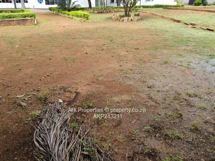 Stand For Sale In Philadelphia, Harare