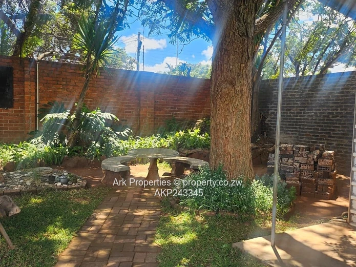 Commercial Property To Let in Eastlea 