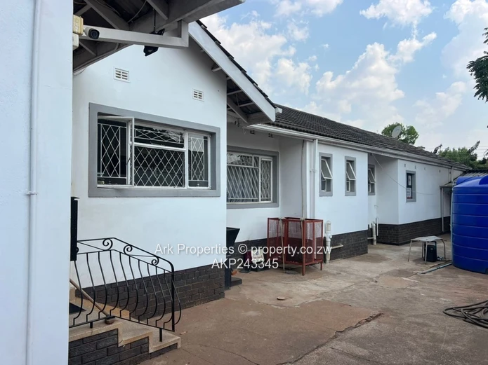 Commercial Property To Let in Eastlea 