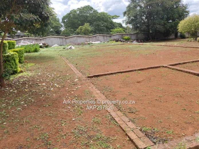 Stand for Sale in Philadelphia, Harare (Sole Mandate)